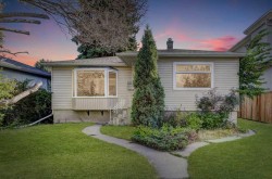 2412 22 Street NW Calgary, AB T2M 3W6