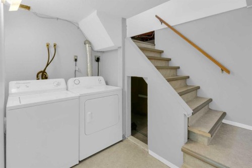 2412 22 Street Nw, Calgary, AB - Indoor Photo Showing Laundry Room