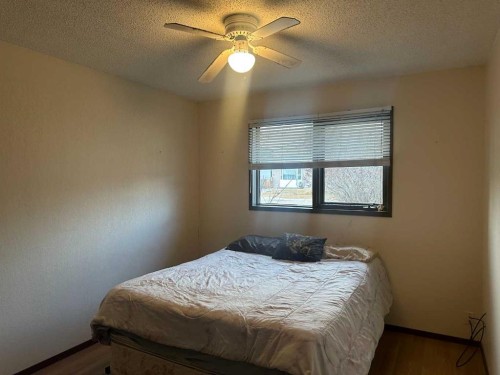 5119 51 Ave, Caroline, AB - Indoor Photo Showing Bedroom