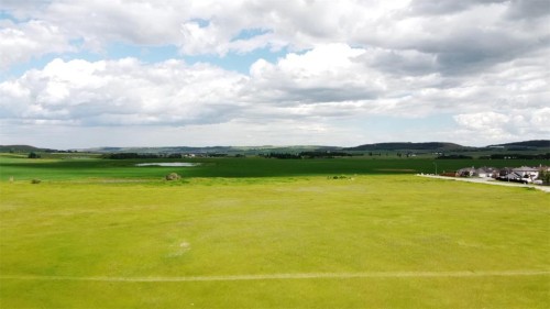 4 Avenue Se, Diamond Valley, AB 