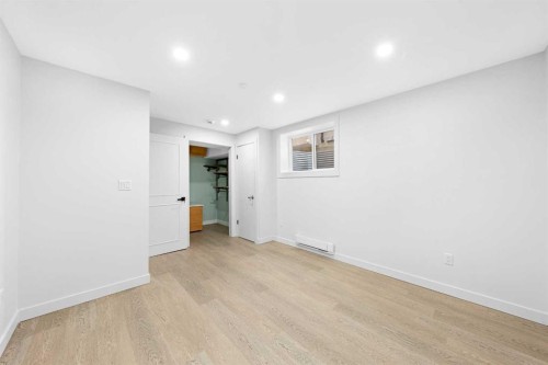 30 Hidden Circle Nw, Calgary, AB - Indoor Photo Showing Other Room