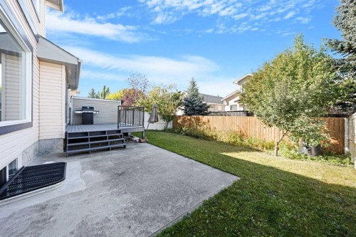 30 Hidden Circle Nw, Calgary, AB - Outdoor