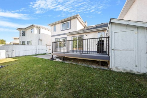 30 Hidden Circle Nw, Calgary, AB - Outdoor With Deck Patio Veranda