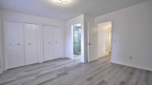 160 Riverstone Crescent Se, Calgary, AB - Indoor Photo Showing Other Room