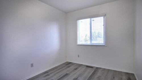 160 Riverstone Crescent Se, Calgary, AB - Indoor Photo Showing Other Room