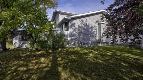 160 Riverstone Crescent Se, Calgary, AB - Outdoor