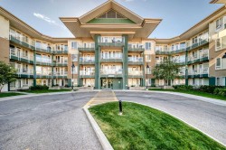 418-3111 34 Avenue NW Calgary, AB T2L 0Y2