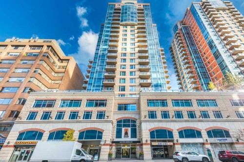 1807-920 5 Avenue Sw, Calgary, AB - Outdoor With Balcony With Facade