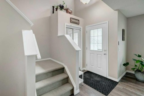 14 Everglen Manor Sw, Calgary, AB - Indoor Photo Showing Other Room