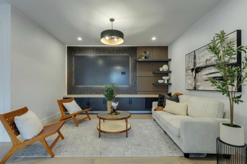 3444 Lane Crescent Sw, Calgary, AB - Indoor Photo Showing Living Room