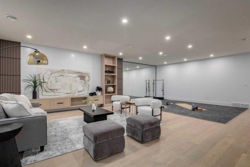 3444 Lane Crescent Sw, Calgary, AB - Indoor