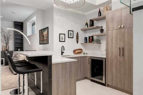 134 6 Avenue Nw, Calgary, AB - Indoor