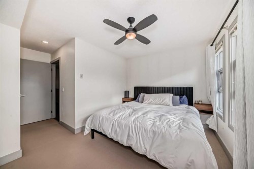 204-1707 27 Avenue Sw, Calgary, AB - Indoor Photo Showing Bedroom