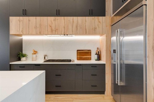 1902 13 Street Sw, Calgary, AB - Indoor