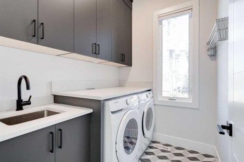 1902 13 Street Sw, Calgary, AB - Indoor Photo Showing Laundry Room
