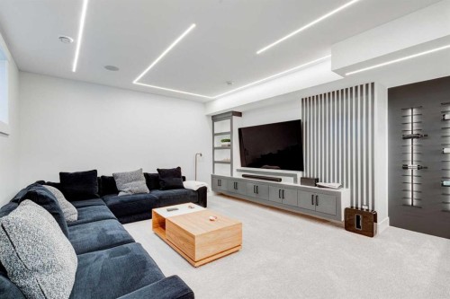 1902 13 Street Sw, Calgary, AB - Indoor Photo Showing Living Room