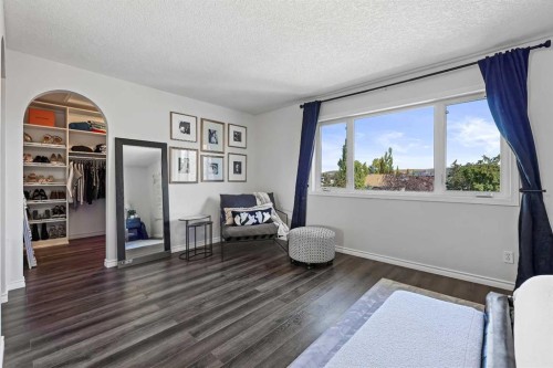 52 West Edge Road, Cochrane, AB - Indoor