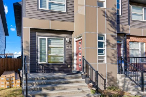 128 Livingston Parade Ne, Calgary, AB - Outdoor