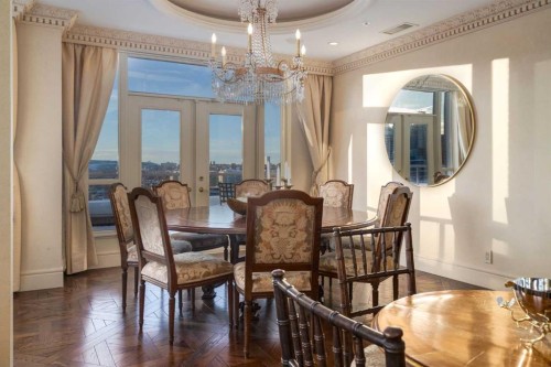 1201-690 Princeton Way Sw, Calgary, AB - Indoor Photo Showing Dining Room
