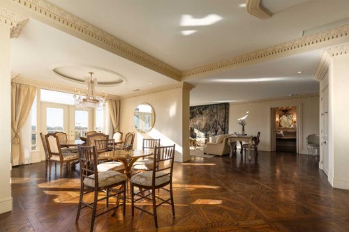 1201-690 Princeton Way Sw, Calgary, AB - Indoor Photo Showing Dining Room