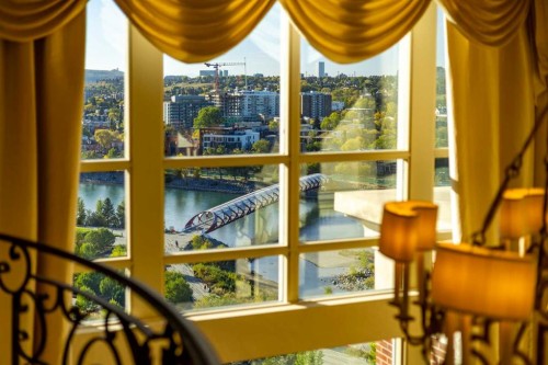 1201-690 Princeton Way Sw, Calgary, AB - Indoor Photo Showing Other Room