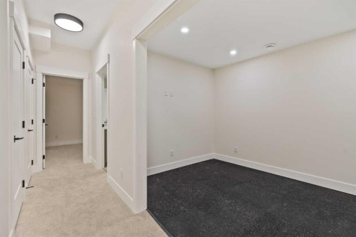 2015 34 Street Sw, Calgary, AB - Indoor Photo Showing Other Room