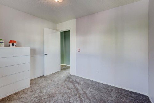 244 Prestwick Avenue Se, Calgary, AB - Indoor