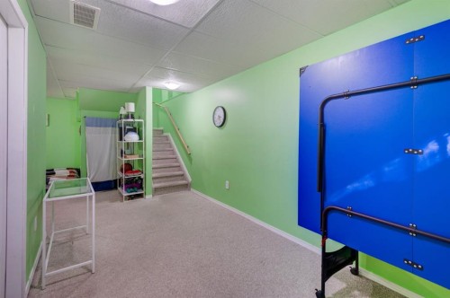 244 Prestwick Avenue Se, Calgary, AB - Indoor Photo Showing Other Room
