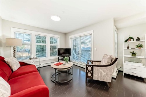 2103-11 Mahogany Row Se, Calgary, AB - Indoor Photo Showing Living Room