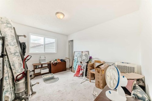 5611 Temple Drive Ne, Calgary, AB - Indoor