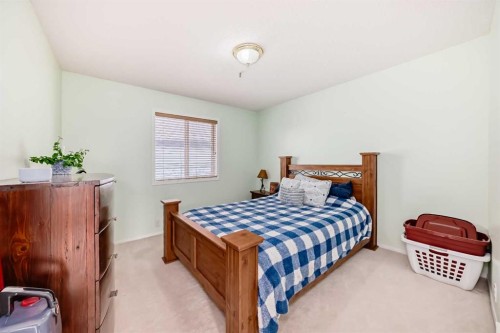 30 Millview Common Sw, Calgary, AB - Indoor Photo Showing Bedroom