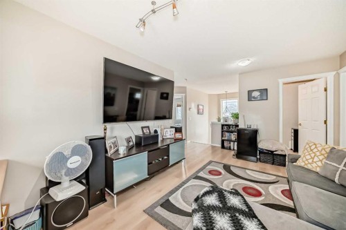 30 Millview Common Sw, Calgary, AB - Indoor Photo Showing Living Room