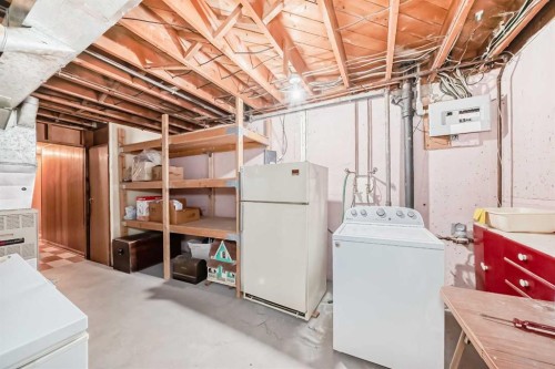 5115 5 Street Sw, Calgary, AB - Indoor