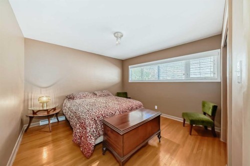 5115 5 Street Sw, Calgary, AB - Indoor Photo Showing Bedroom