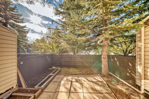 93-6100 4 Avenue Ne, Calgary, AB - Outdoor