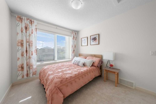 237 Walden Parade Se, Calgary, AB - Indoor Photo Showing Bedroom