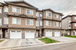 411 Sage Hill Grove NW Calgary, AB T3R 0Z8