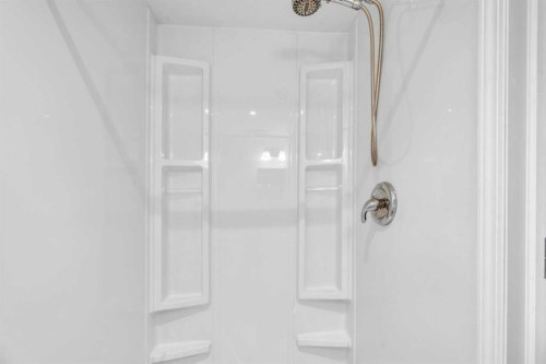 7207 7 Street Sw, Calgary, AB - Indoor