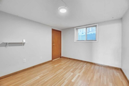 7207 7 Street Sw, Calgary, AB - Indoor Photo Showing Other Room