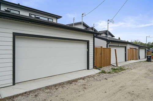 107 Hartford Road Nw, Calgary, AB - Outdoor With Exterior