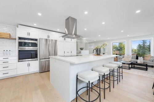 328 Cantrell Place Sw, Calgary, AB - Indoor Photo Showing Kitchen With Upgraded Kitchen