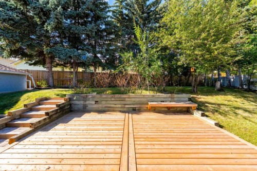 328 Cantrell Place Sw, Calgary, AB - Outdoor