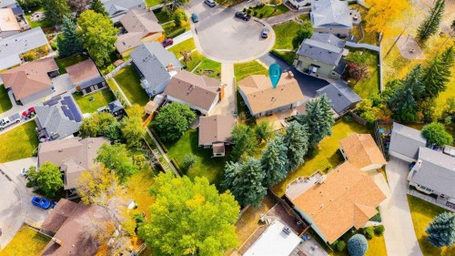 328 Cantrell Place Sw, Calgary, AB - Outdoor With View