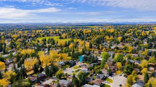 328 Cantrell Place Sw, Calgary, AB - Outdoor With View