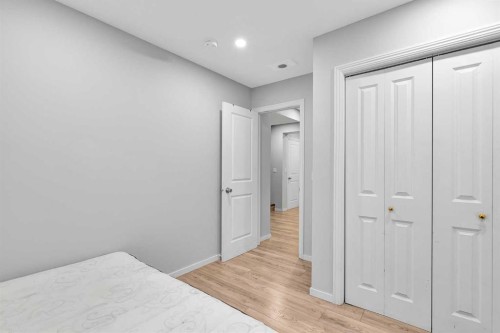 106 Lucas Crescent Nw, Calgary, AB - Indoor