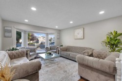 12 Templehill Bay NE Calgary, AB T1Y 4C7