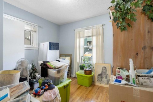 1826 34 Avenue Sw, Calgary, AB - Indoor