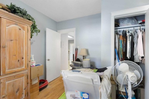 1826 34 Avenue Sw, Calgary, AB - Indoor