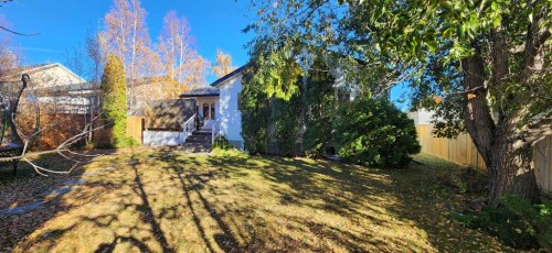 1506 Walter Place, Didsbury, AB - Outdoor