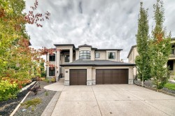 19 Aspen Ridge Heath SW Calgary, AB T3H 5M2